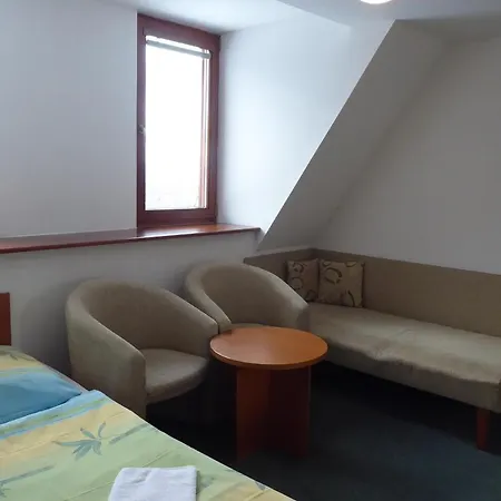 Tri Studnicky Sprava Tanapu